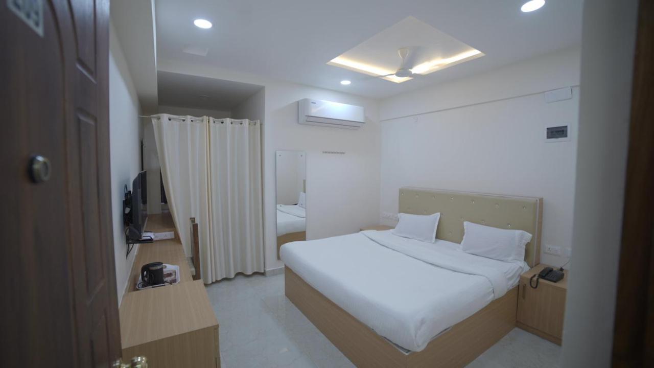 Hotel Rajam Selva Sirkazhi Экстерьер фото