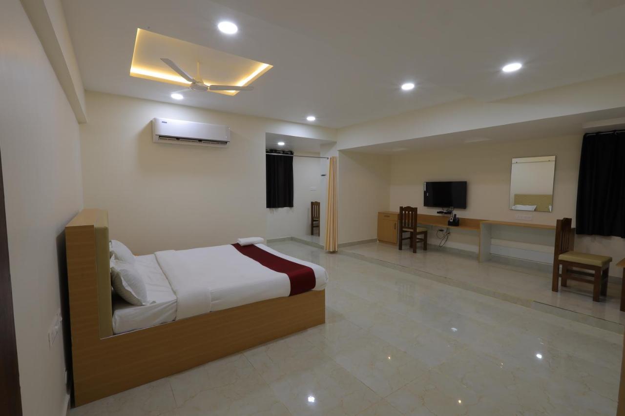 Hotel Rajam Selva Sirkazhi Экстерьер фото