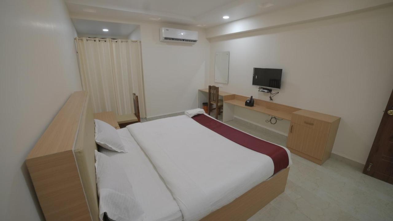 Hotel Rajam Selva Sirkazhi Экстерьер фото
